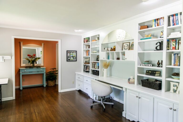 8 Custom Cabinet Ideas For Your Home Office