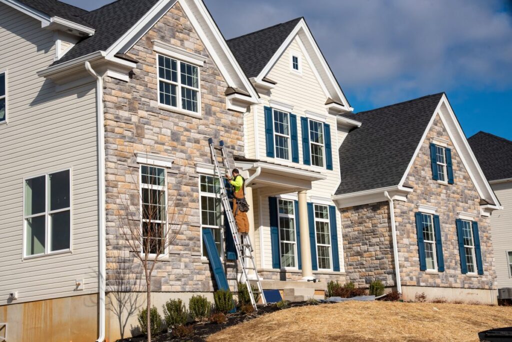 How To Mix and Match Stone and Vinyl Siding!